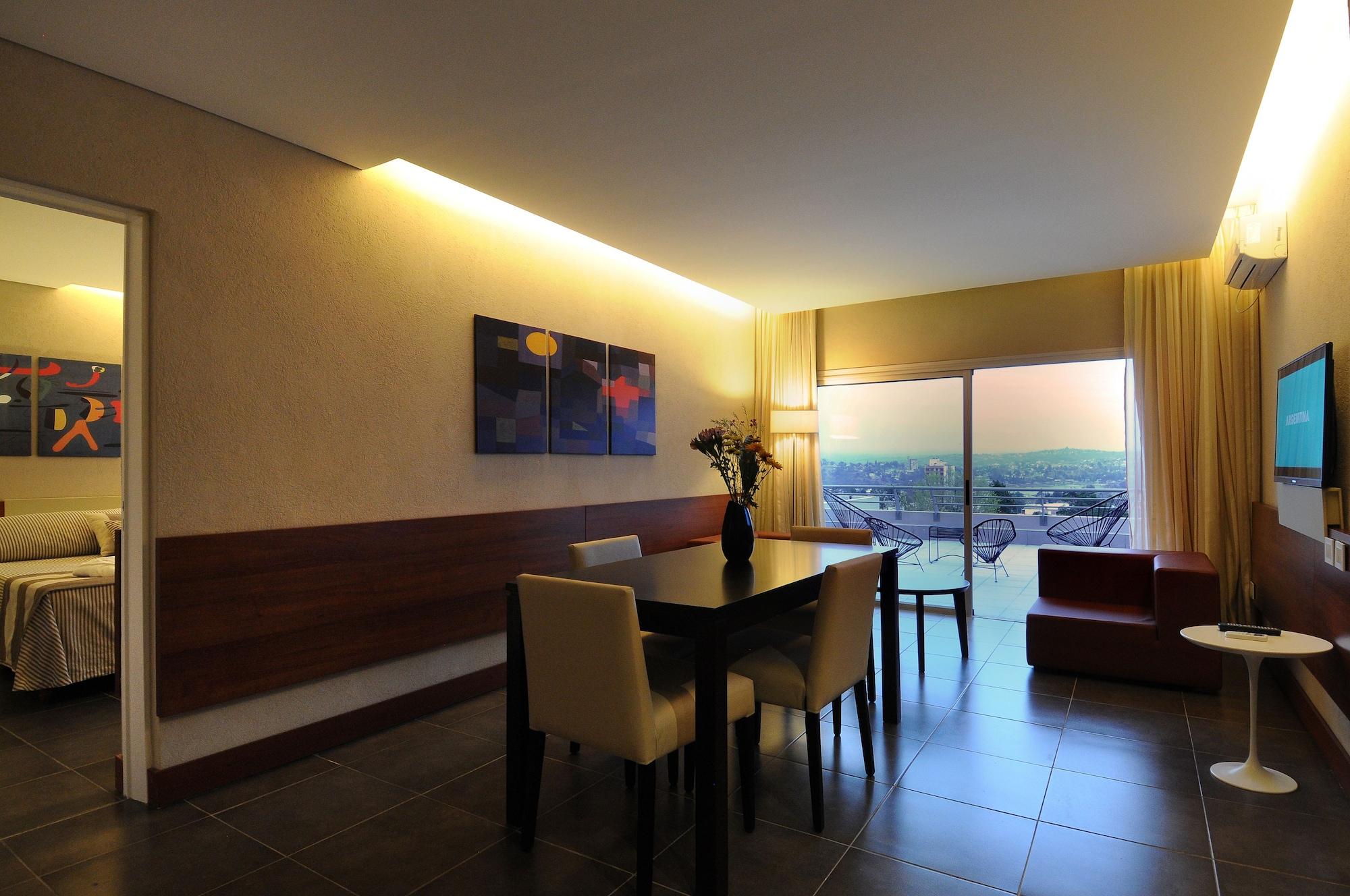 Pinares Panorama Suites, Spa & Convention Center Villa Carlos Paz Exterior foto