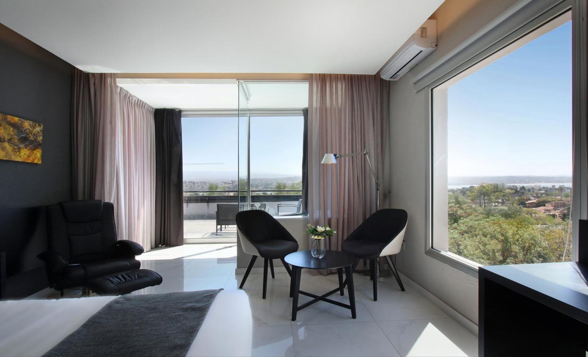 Pinares Panorama Suites, Spa & Convention Center Villa Carlos Paz Exterior foto